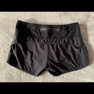 Lululemon Speed Up short low rise